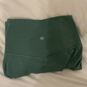 Fairly new, Lululemon sage, green align, HR pant 25 girls size 4